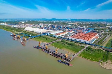 Industrias y Fábricas